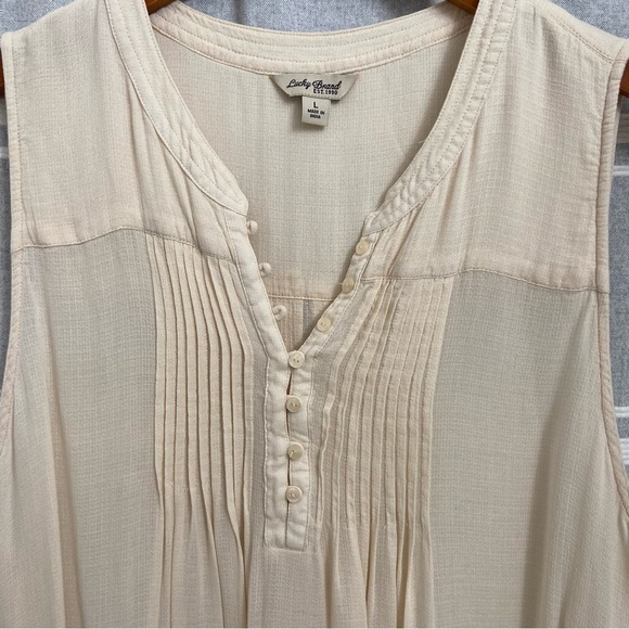 LUCKY BRAND / Cream Pop Over Sleeveless Vneck Top Size M - Picture 7 of 10